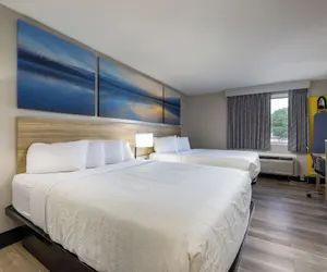 Photo 4 - Days Inn by Wyndham Billings