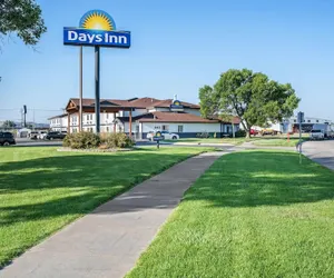 Photo 2 - Days Inn by Wyndham Billings