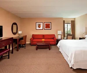 Photo 5 - Sheraton Framingham Hotel & Conference Center