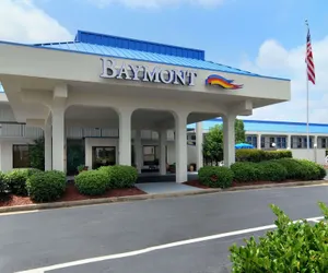 Photo 2 - Baymont by Wyndham Macon I-75