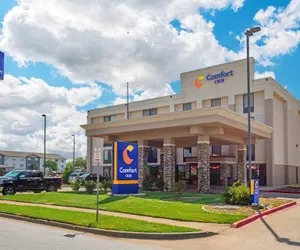 Photo 2 - Comfort Inn Wichita Falls North