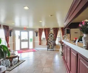 Photo 3 - Econo Lodge Princess Anne