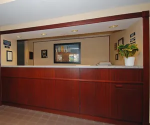 Photo 4 - Comfort Inn, Erie - Near Presque Isle