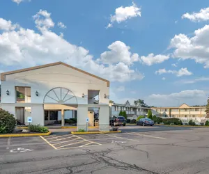 Photo 2 - Quality Inn & Suites Vestal Binghamton near University