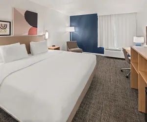 Photo 5 - Spark by Hilton Waldorf