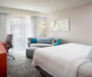Photo 2 - Sonesta Select Atlanta Airport