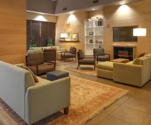 Photo 3 - GreenTree Inn & Suites Phoenix Sky Harbor