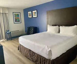 Photo 4 - Wyndham New Orleans Airport & Conference Center