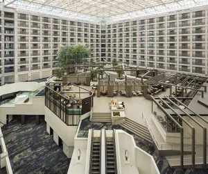 Photo 4 - Hyatt Regency San Francisco Airport