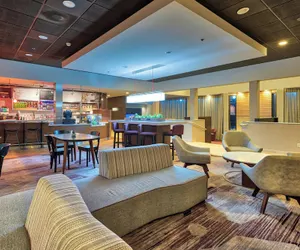 Photo 3 - Courtyard by Marriott Hampton