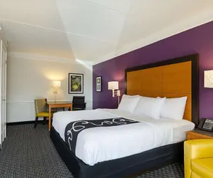 Photo 5 - Travelodge by Wyndham Houston Cy-Fair