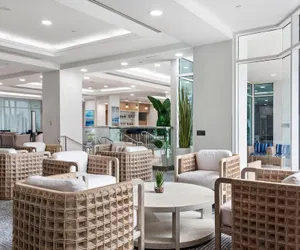 Photo 5 - GALLERYone- A DoubleTree Suites by Hilton Hotel