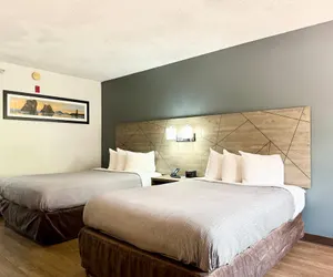 Photo 5 - Quality Inn & Suites Greenville I-65