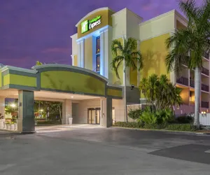 Photo 2 - Holiday Inn Express Cape Coral-Fort Myers Area, an IHG Hotel