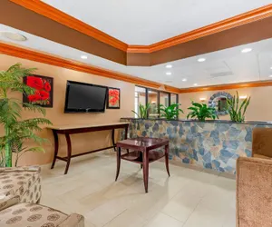 Photo 4 - Quality Inn Lumberton North