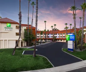 Photo 2 - Holiday Inn Express La Mesa Near SDSU, an IHG Hotel