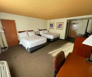 Photo 5 - Cortina Inn