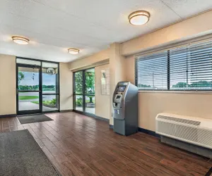 Photo 3 - Red Roof Inn Virginia Beach