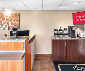 Photo 5 - Red Roof Inn Indianapolis North - College Park