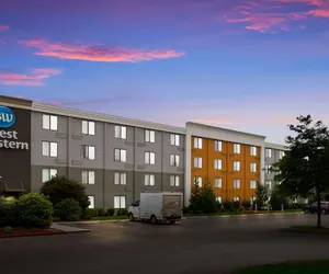 Photo 2 - Best Western Hunt's Landing Hotel Matamoras/Milford