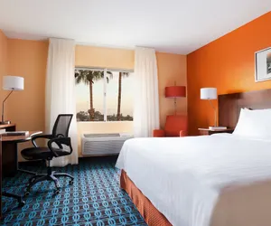 Photo 4 - Country Inn & Suites by Radisson, Phoenix Airport, AZ