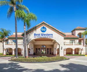 Photo 2 - Best Western San Dimas Hotel & Suites