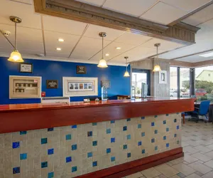 Photo 4 - Travelodge by Wyndham Outer Banks/Kill Devil Hills