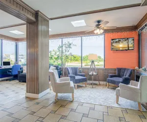 Photo 5 - Travelodge by Wyndham Outer Banks/Kill Devil Hills