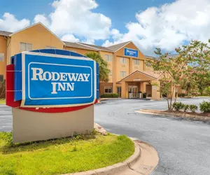 Photo 2 - Rodeway Inn