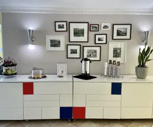 Photo 4 - Magic Castle Hotel