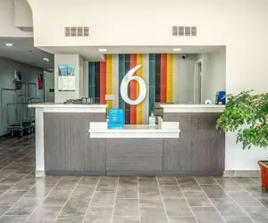 Photo 2 - Studio 6 Claremore, OK