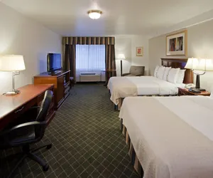 Photo 4 - Holiday Inn Redding, an IHG Hotel