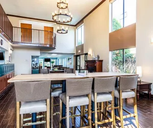 Photo 2 - Quality Suites Paducah I-24