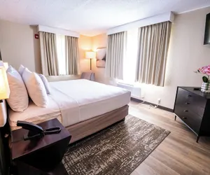 Photo 4 - Mai Hana Hotel & Suites