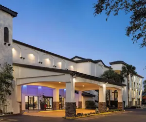 Photo 2 - Mai Hana Hotel- Intl Drive, Trademark Collection by Wyndham