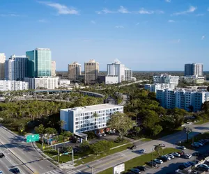 Photo 2 - Aloft Miami Dadeland