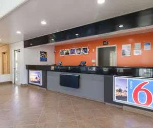 Photo 2 - Motel 6 Claremont, CA