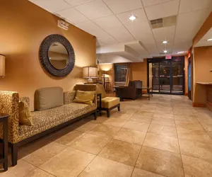 Photo 4 - Best Western Plus Mishawaka Inn