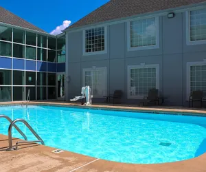 Photo 2 - Quality Inn Crossville Near Cumberland Mountain State Park