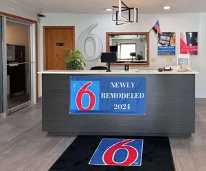 Photo 4 - Motel 6 Fond Du Lac, WI