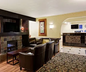 Photo 4 - Days Inn by Wyndham Charlotte/Woodlawn Near Carowinds