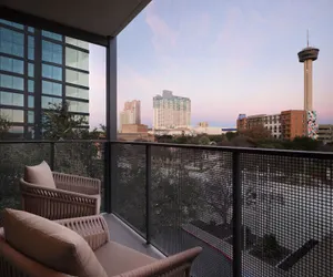 Photo 2 - Plaza San Antonio Hotel & Spa, Autograph Collection