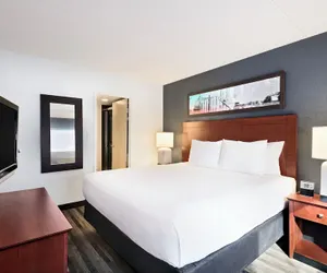 Photo 4 - CLT Sky Suites