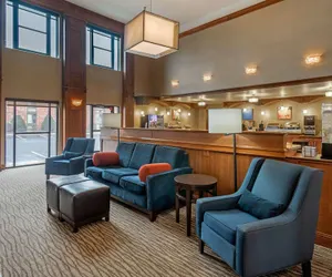 Photo 4 - Comfort Inn & Suites Springfield I-44