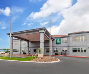 Photo 2 - Quality Inn & Suites I-10 near Fiesta Texas