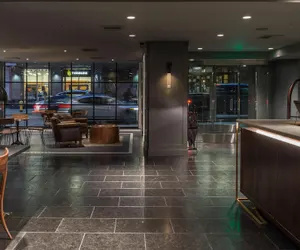 Photo 5 - Hotel Theodore Seattle Downtown, Tapestry by Hilton