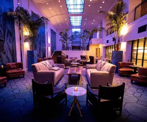 Photo 5 - Hotel Theodore Seattle Downtown, Tapestry by Hilton