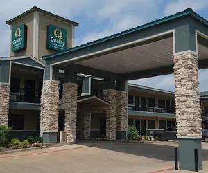 Photo 2 - Quality Inn & Suites Garland - East Dallas