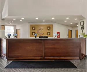 Photo 5 - Comfort Suites Hattiesburg near University