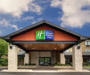 Photo 2 - Holiday Inn Express & Suites Aurora - Naperville, an IHG Hotel